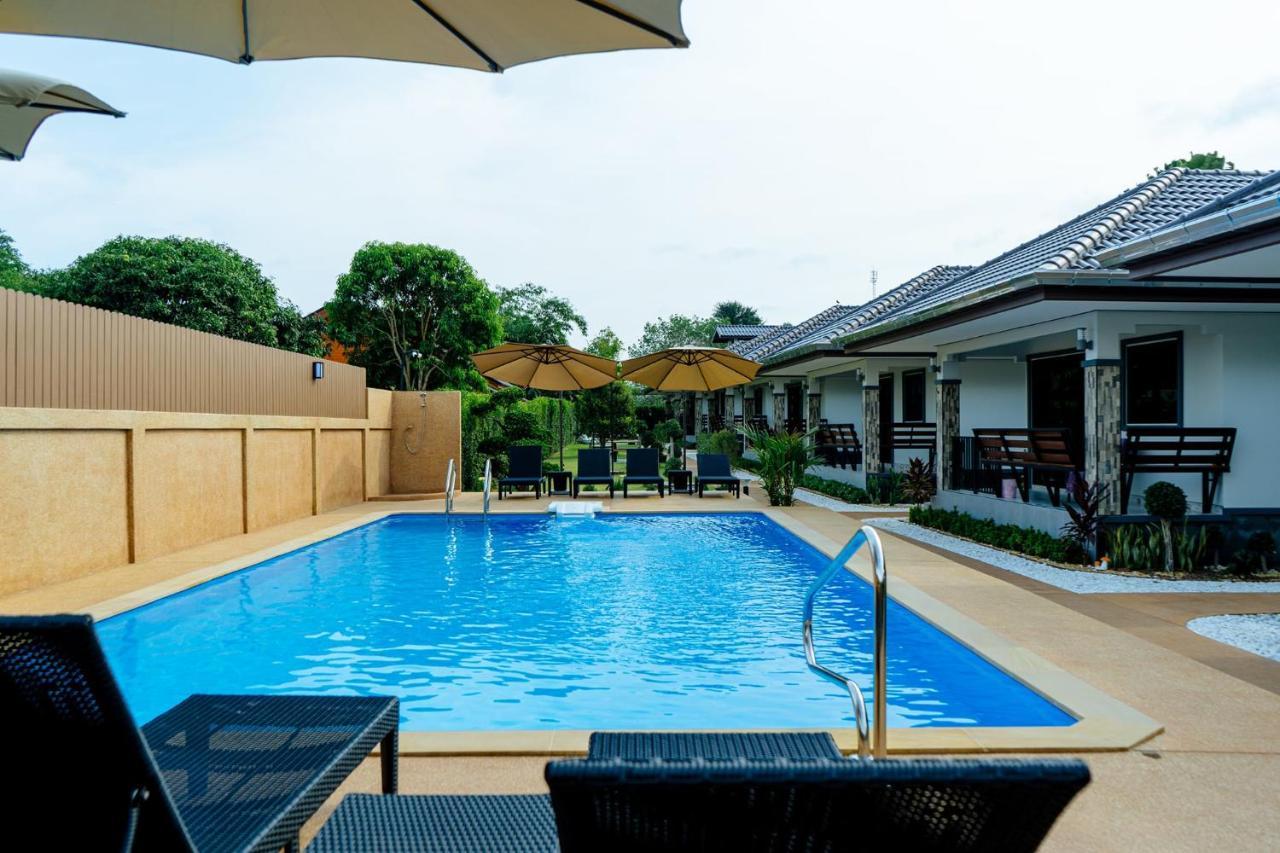 Thai Smile Resort Rayong Zewnętrze zdjęcie